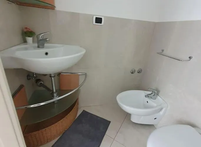 Casa Publicola * רומא
